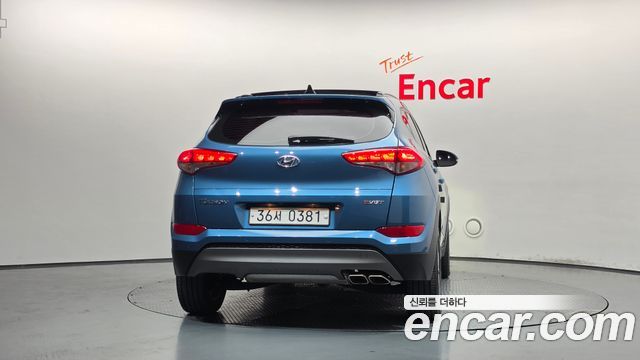 Hyundai Tucson Diesel 2.0 2WD Premium — пробег 127 756 км — фото 4 из 5