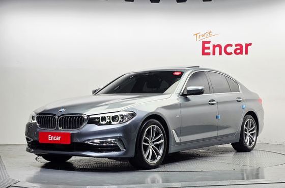 BMW 5-Series 520i Luxury — пробег 104 217 км — фото 1 из 5