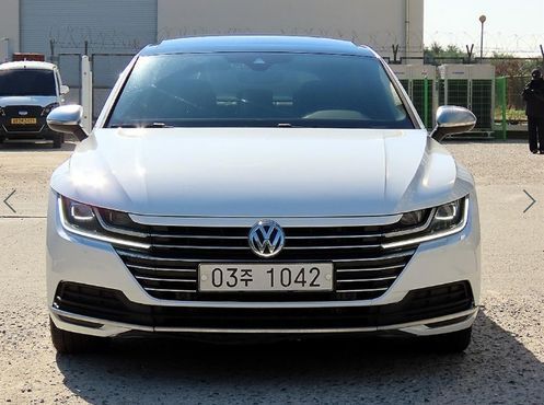 Volkswagen Arteon 2.0 TDI Premium — пробег 180 911 км — фото 1 из 5
