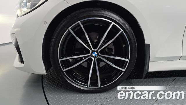 BMW 3-Series из Кореи Encar
