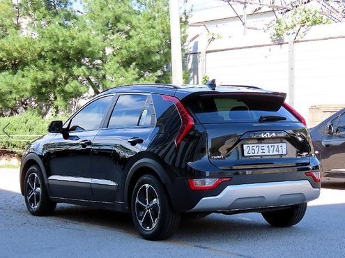Kia Niro Prestige — пробег 50 484 км — фото 3 из 5