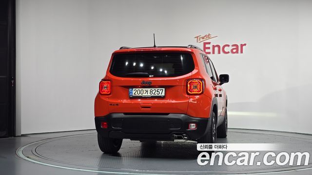 Jeep Renegade 2.4 80th Edition AWD — пробег 32 932 км — фото 4 из 5
