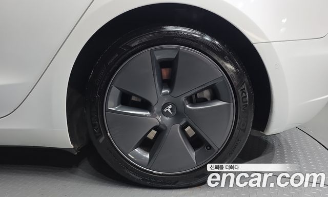 Tesla Model 3 Standard Range Plue RWD — пробег 76 167 км — фото 5 из 5