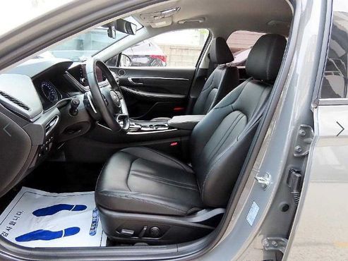 Hyundai Sonata 2.0 Premium Plus — пробег 16 459 км — фото 5 из 5