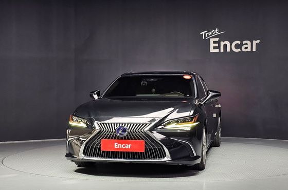 Lexus ES Executive — пробег 140 760 км — фото 3 из 5