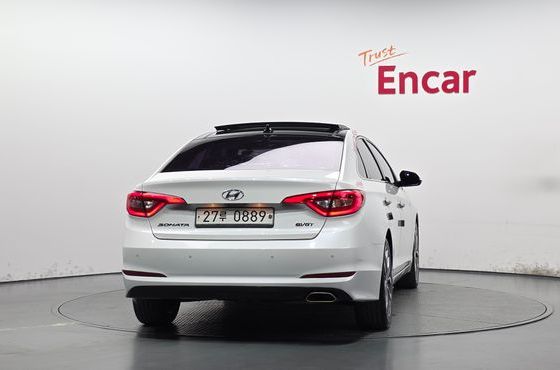 Hyundai Sonata 1.7 Diesel Smart Special — пробег 156 150 км — фото 4 из 5