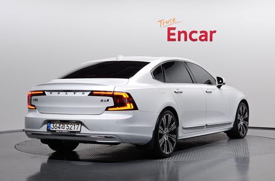 Volvo S90 B6 AWD Inscription — пробег 47 793 км — фото 2 из 5