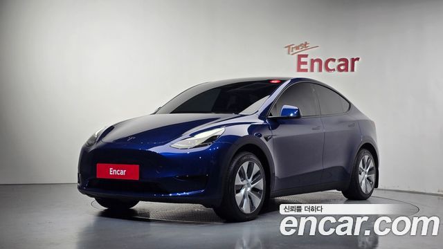 Tesla Model Y RWD — пробег 23 180 км — фото 1 из 5
