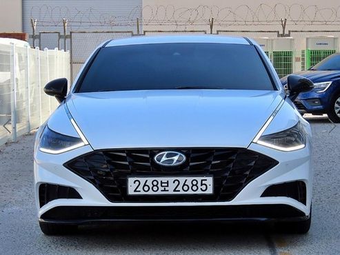 Hyundai Sonata 2.0 Premium Plus — пробег 47 558 км — фото 1 из 5