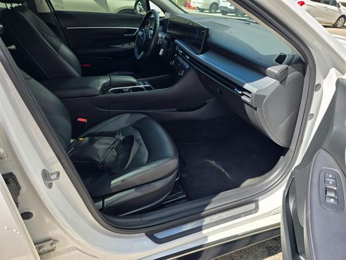 Hyundai Sonata 2.0 Premium — пробег 68 900 км — фото 5 из 5
