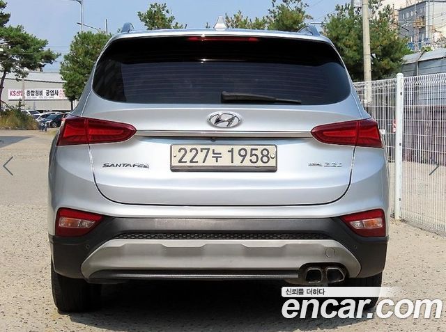 Hyundai Santafe Diesel 2.2 4WD Exclusive — пробег 274 590 км — фото 4 из 5