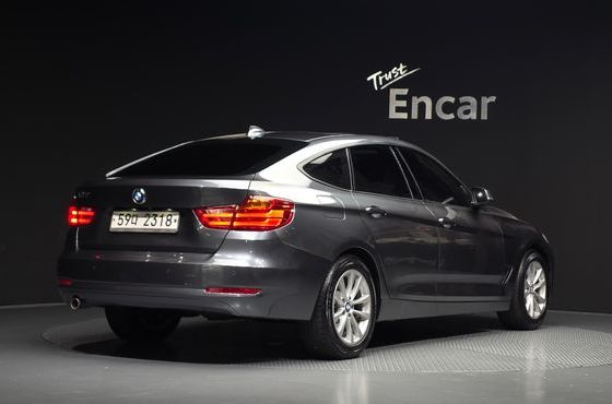 BMW Gran Turismo GT 320d — пробег 91 963 км — фото 2 из 5