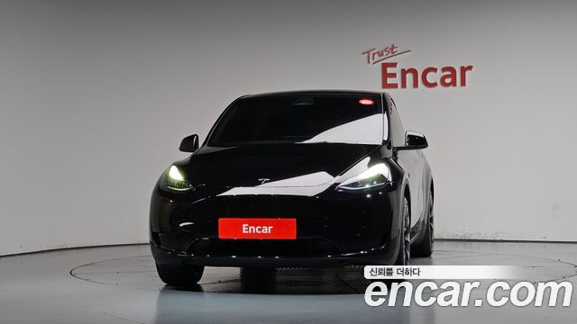 Tesla Model Y RWD — пробег 26 900 км — фото 3 из 5