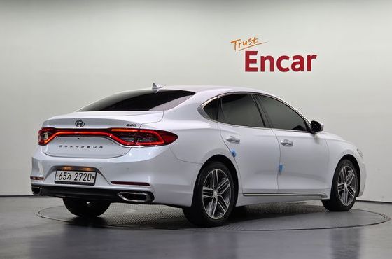 Hyundai Grandeur 2.2 Diesel Premium Special — пробег 184 936 км — фото 2 из 5