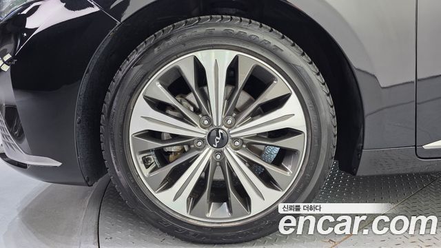 Kia K8 из Кореи Encar