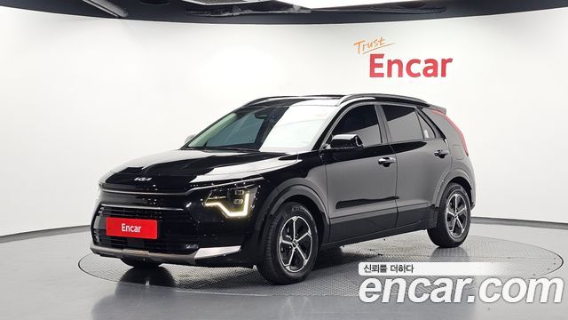 Kia Niro Signature — пробег 173 785 км — фото 1 из 5