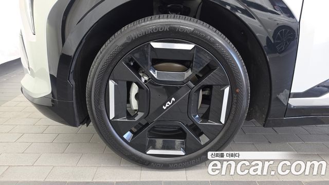 Kia EV3 Long Range 2WD GT Line — пробег 51 394 км — фото 5 из 5