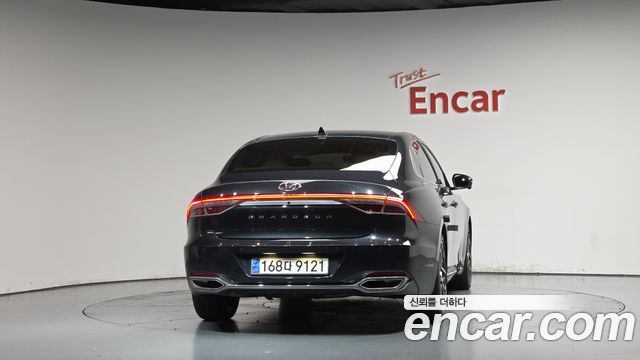 Hyundai Grandeur из Кореи Encar