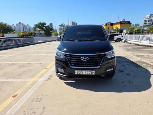 Hyundai Starex Van 3-Seater Smart — пробег 120 000 км — фото 1 из 5