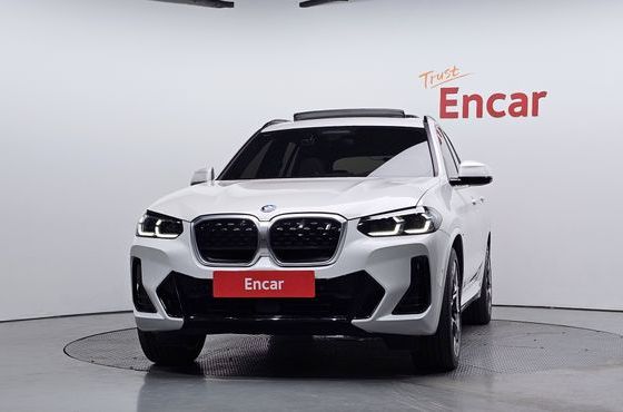 BMW iX3 M Sports — пробег 69 023 км — фото 3 из 5