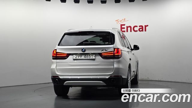 BMW X5 xDrive 30d — пробег 172 736 км — фото 4 из 5