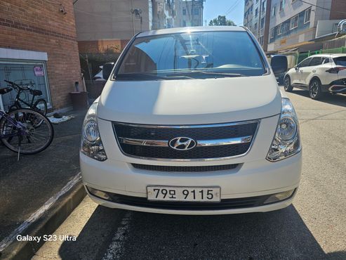 Hyundai Starex 12-Seater Wagon CVX Luxury — пробег 156 647 км — фото 1 из 5