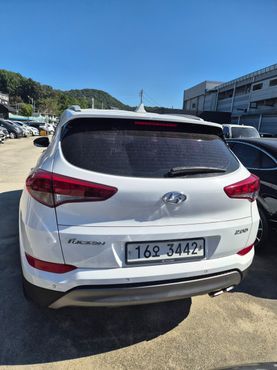 Hyundai Tucson Diesel 2.0 2WD Modern — пробег 140 790 км — фото 2 из 5
