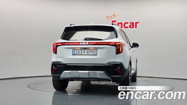 Kia Seltos из Кореи Encar