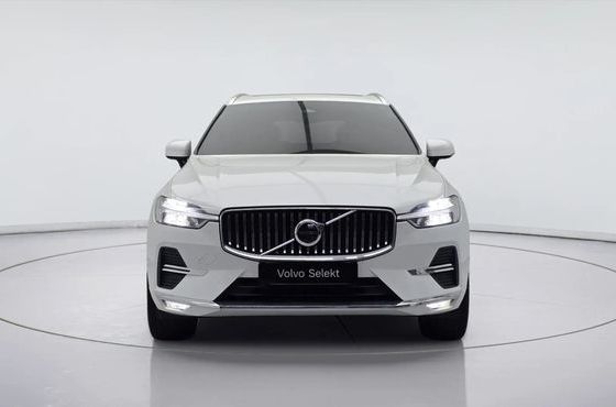 Volvo XC60 B5 Ultimate Bright — пробег 76 783 км — фото 2 из 5