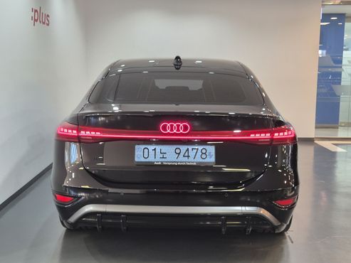 Audi A6 e-Tron Performance S line — пробег 10 069 км — фото 4 из 5