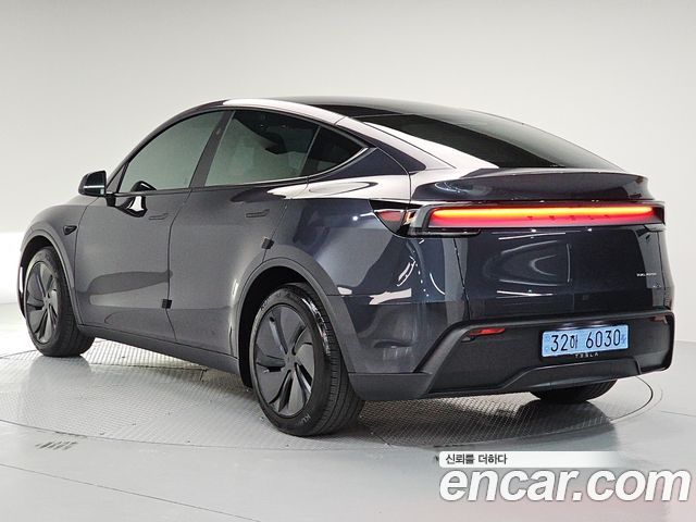 Tesla Model Y Long Range AWD — пробег 15 731 км — фото 3 из 5
