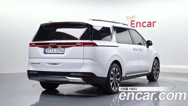 Kia Carnival из Кореи Encar