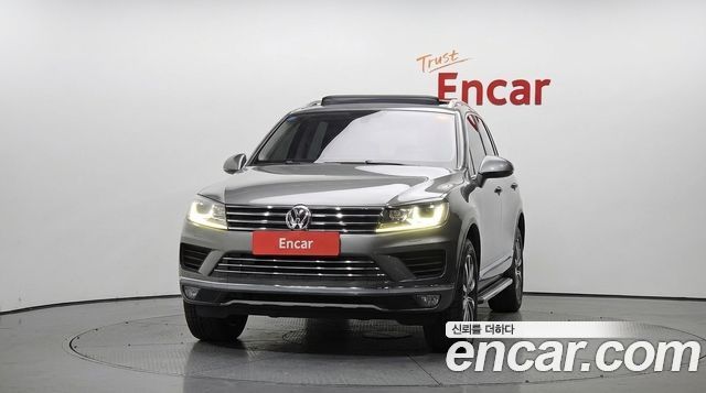 Volkswagen Touareg V6 3.0 TDI Bluemotion 7P5 — пробег 133 776 км — фото 3 из 5