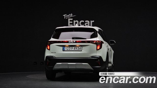Kia Seltos из Кореи Encar