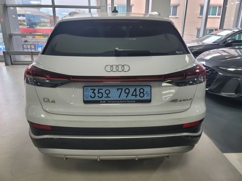Audi Q4 e-tron 45 Premium — пробег 38 062 км — фото 4 из 5