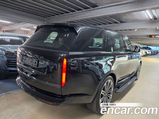 Land Rover Range Rover P530 Autobiography Long Wheel Base — пробег 22 км — фото 3 из 5