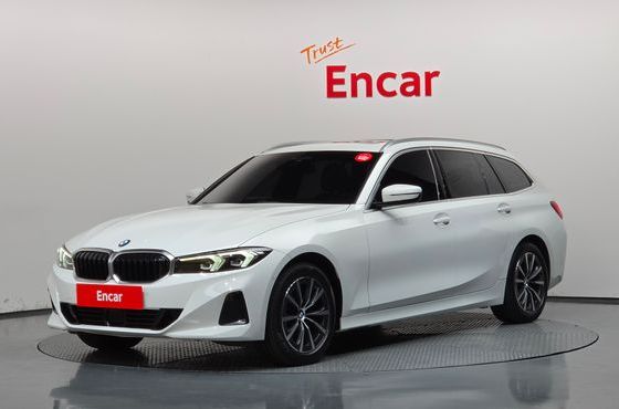BMW 3-Series 320i Touring — пробег 30 838 км — фото 1 из 5