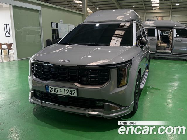 Kia Carnival HEV 9-Seater Hi-Limousine (Special vehicle) — пробег 590 км — фото 2 из 5