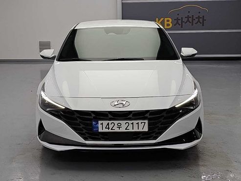 Hyundai AVANTE 1.6 Inspiration — пробег 89 938 км — фото 2 из 5