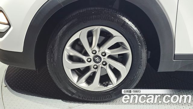 Hyundai Tucson Diesel 2.0 2WD Style — пробег 76 584 км — фото 5 из 5