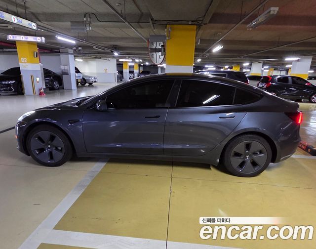 Tesla Model 3 RWD — пробег 69 280 км — фото 1 из 5
