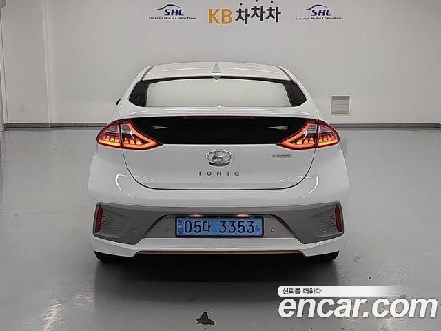 Hyundai Ioniq из Кореи Encar