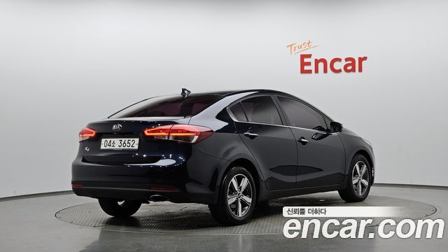 Kia K3 из Кореи Encar