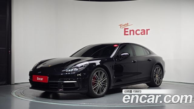 Porsche Panamera 3.0 AWD — пробег 125 531 км — фото 1 из 5