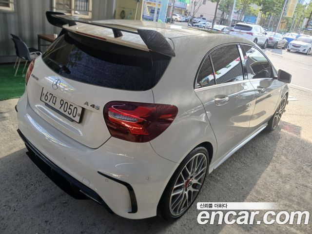 Mercedes-Benz A-Class A45 AMG 4MATIC — пробег 121 830 км — фото 2 из 5