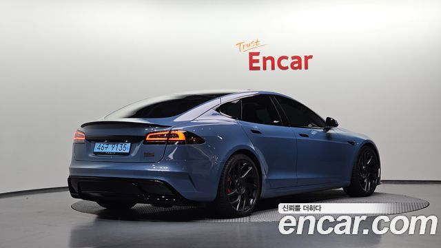 Tesla Model S Plaid — пробег 3 416 км — фото 2 из 5