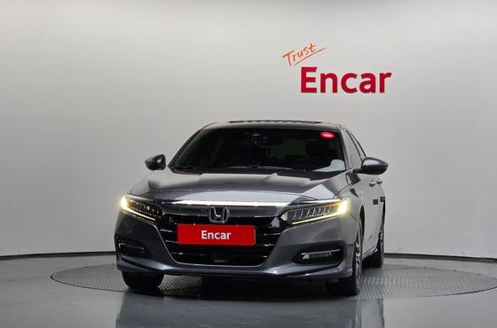 Honda Accord 2.0 Hybrid Touring — пробег 221 117 км — фото 3 из 5
