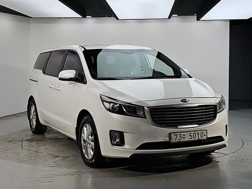 Kia Carnival 11-seater Deluxe — пробег 382 494 км — фото 2 из 5