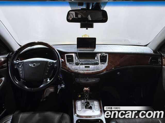 Hyundai Genesis из Кореи Encar