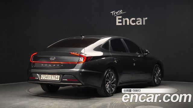 Hyundai Sonata 2.0 Premium Family — пробег 148 641 км — фото 2 из 5
